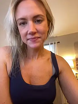 Kay Cakes online show from 2, 12, 2024