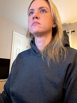 Kay Cakes online show from 3, 3, 2026