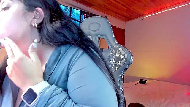 coraline latin online show from 9, 1, 2025