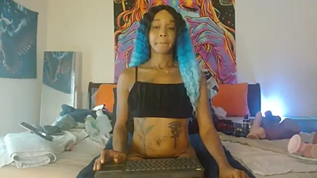 Snapshot of EnticingAaliyah chatting on 5, 7, 2026 EnticingAaliyah online show from 5, 7, 2026