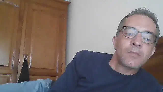 CarlosRocha73 online show from 7, 4, 2026