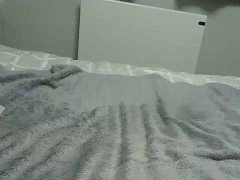 Snapshot of shysuckinguy chatting on 15, 1, 2025 shysuckinguy online show from 15, 1, 2025