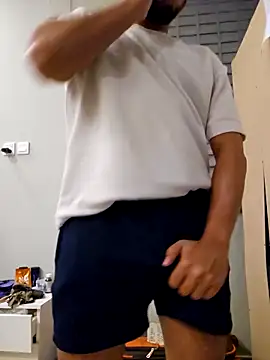 shakir12340 online show from 2, 10, 2025