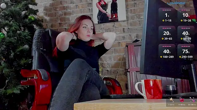 Snapshot of MrsVenus chatting on 5, 2, 2025 MrsVenus online show from 5, 2, 2025