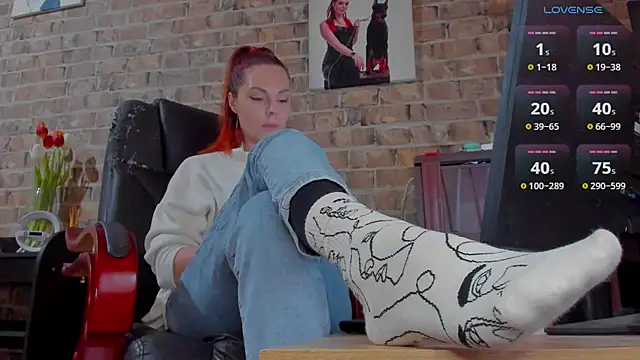 Snapshot of MrsVenus chatting on 13, 3, 2025 MrsVenus online show from 13, 3, 2025