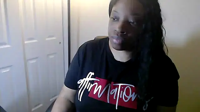 Snapshot of Sexymona1218 chatting on 18, 1, 2026 Sexymona1218 online show from 18, 1, 2026