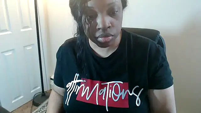 Sexymona1218 online show from 5, 3, 2026