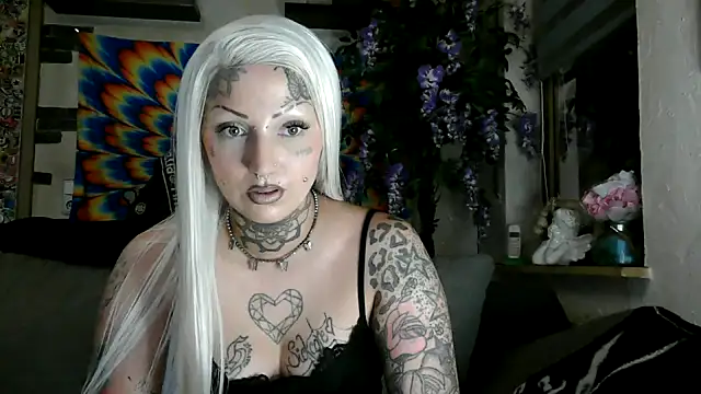 RoxxyInk online show from 15, 9, 2025