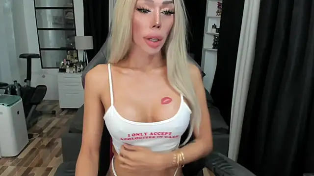 Forever MissCandace online show from 4, 3, 2026