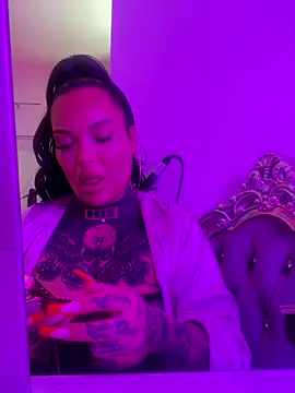 Snapshot of _MelinaCurves_ chatting on 29, 11, 2025 MelinaCurves online show from 29, 11, 2025