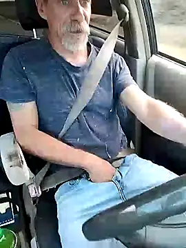 Snapshot of Biknight chatting on 24, 10, 2025 Biknight online show from 24, 10, 2025