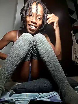 Snapshot of africa_deluxe chatting on 1, 2, 2025 africa deluxe online show from 1, 2, 2025
