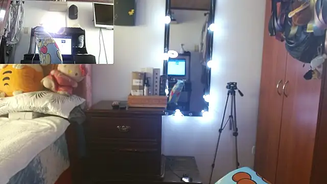 Snapshot of zoe_hotxxx chatting on 18, 7, 2026 zoe hotxxx online show from 18, 7, 2026