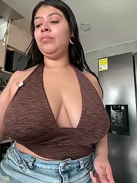 Snapshot of emilyjohanson chatting on 6, 2, 2025 emilyjohanson online show from 6, 2, 2025