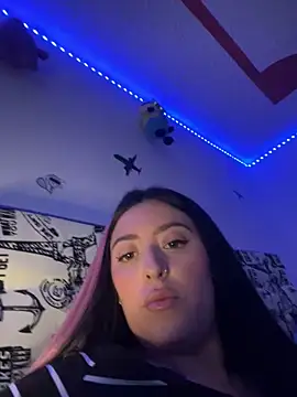 Sofhi corolinne31 online show from 8, 2, 2025