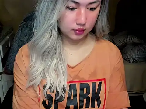 HOTnWILDalice online show from 25, 1, 2025