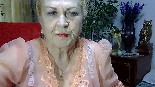 Snapshot of Emma52610 chatting on 11, 3, 2025 Emma52610 online show from 11, 3, 2025