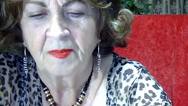 Snapshot of Emma52610 chatting on 30, 11, 2025 Emma52610 online show from 30, 11, 2025