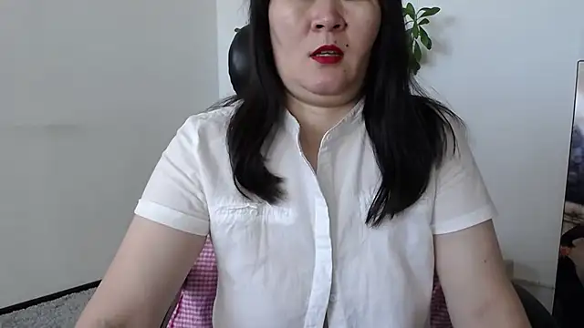 Akira xx online show from 27, 9, 2025