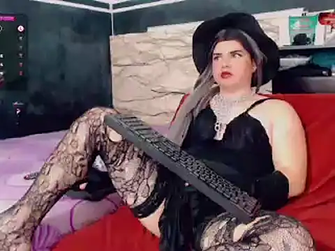 Snapshot of camyl93 chatting on 17, 2, 2025 camyl93 online show from 17, 2, 2025