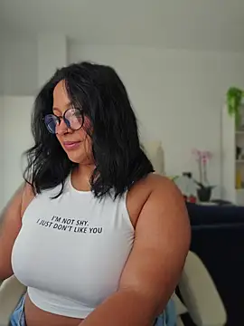 DannaaMeliza online show from 20, 6, 2026