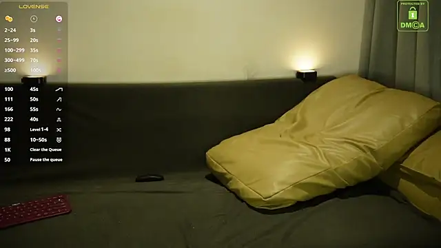 Snapshot of SteeveMuscle chatting on 17, 12, 2025 SteeveMuscle online show from 17, 12, 2025