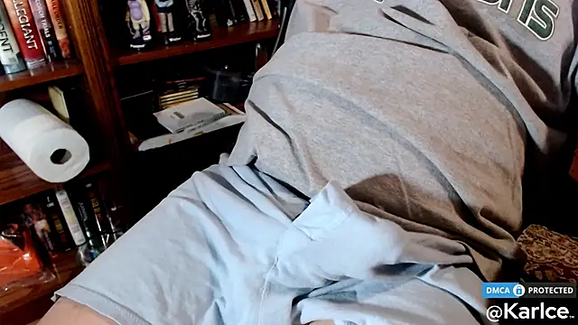 Snapshot of karlce chatting on 23, 10, 2025 karlce online show from 23, 10, 2025