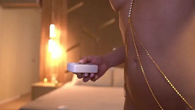 Snapshot of juice-pussy chatting on 21, 11, 2025 juice-pussy online show from 21, 11, 2025