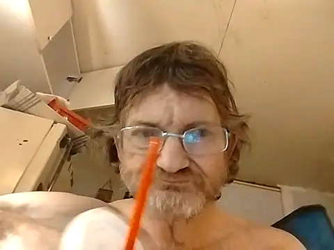 ROBERT0516 online show from 22, 10, 2025