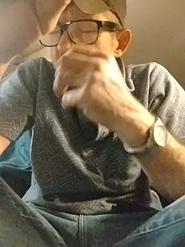 ROBERT0516 online show from 21, 11, 2025