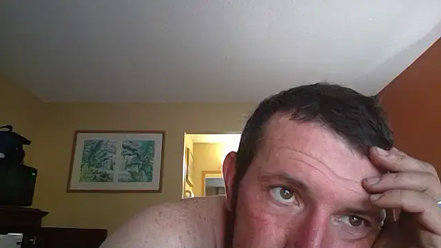 UncutHammer69 online show from 10, 9, 2025