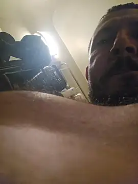 UncutHammer69 online show from 23, 10, 2025