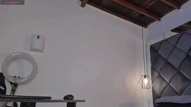 Snapshot of moonsweet1 chatting on 31, 10, 2025 moonsweet1 online show from 31, 10, 2025