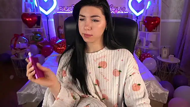 Snapshot of EmilyCandyy chatting on 18, 2, 2025 EmilyCandyy online show from 18, 2, 2025