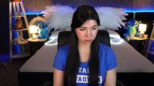 Snapshot of EmilyCandyy chatting on 10, 11, 2025 EmilyCandyy online show from 10, 11, 2025