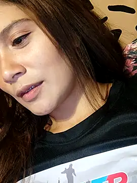 kinky milaxh online show from 5, 3, 2025