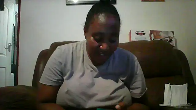 Snapshot of ebonytitts4u chatting on 6, 2, 2025 ebonytitts4u online show from 6, 2, 2025