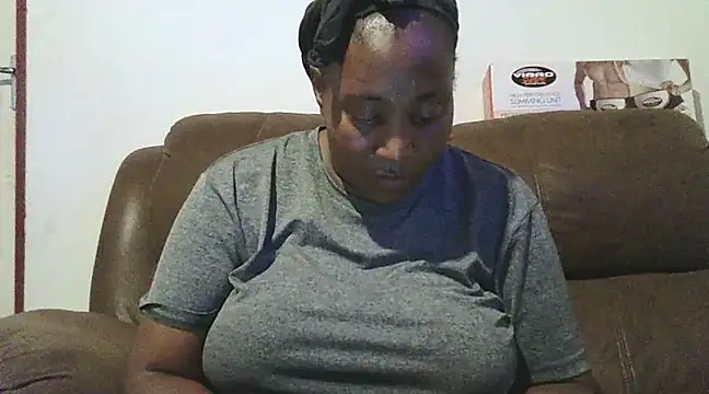 Snapshot of ebonytitts4u chatting on 2, 3, 2025 ebonytitts4u online show from 2, 3, 2025