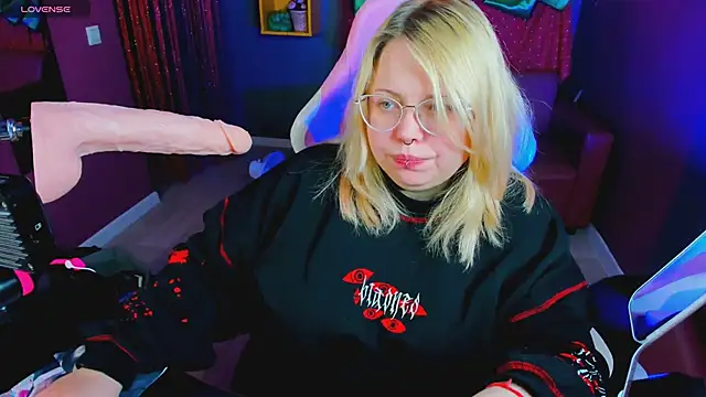 Yoki Shizuko online show from 15, 1, 2026