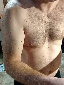 Snapshot of IronedTitan chatting on 21, 10, 2025 IronedTitan online show from 21, 10, 2025