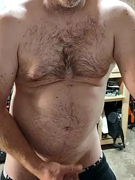 Snapshot of IronedTitan chatting on 30, 11, 2025 IronedTitan online show from 30, 11, 2025