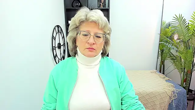 EvelynJoyful online show from 13, 1, 2026