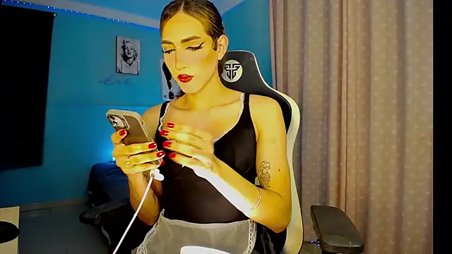 Snapshot of charlottesexxx chatting on 2, 12, 2025 charlottesexxx online show from 2, 12, 2025