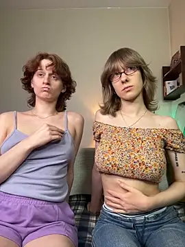 Snapshot of Jitoon_Exe chatting on 8, 3, 2026 Jitoon Exe online show from 8, 3, 2026