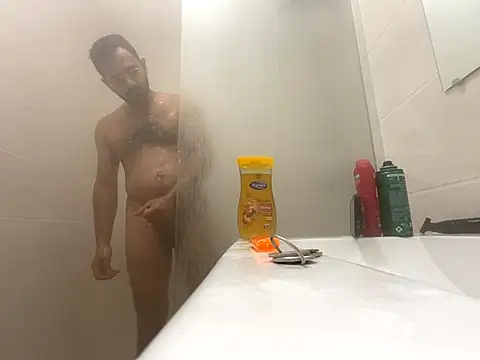 Snapshot of Enderson007 chatting on 28, 10, 2025 Enderson007 online show from 28, 10, 2025