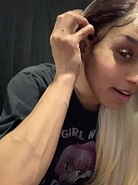 Rakiyahcharms online show from 27, 2, 2025