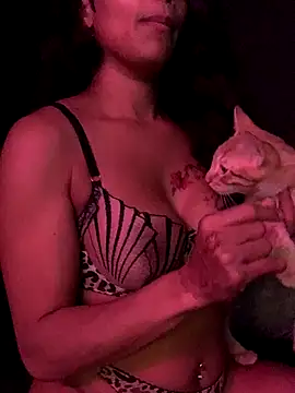 Rakiyahcharms online show from 24, 10, 2025