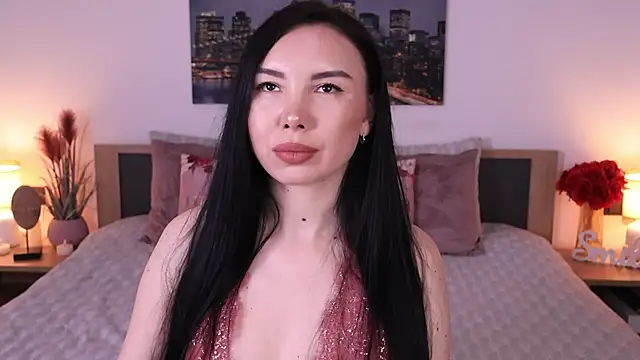 Snapshot of Leila__Sweet chatting on 10, 5, 2026 Leila Sweet online show from 10, 5, 2026