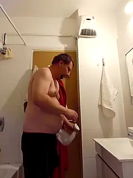 Snapshot of Miki20677 chatting on 17, 2, 2025 Miki20677 online show from 17, 2, 2025