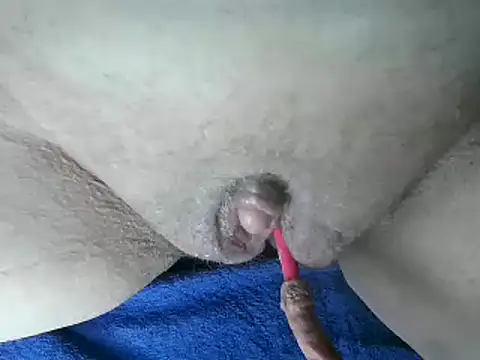 Snapshot of heidi60 chatting on 1, 12, 2024 heidi60 online show from 1, 12, 2024